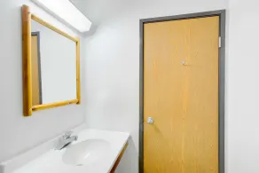 Super 8 by Wyndham Lake George/Warrensburg Area - Salle de bain
