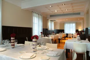 Las Carolinas Garden - Restaurant