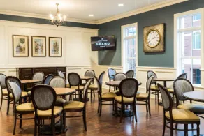 The Mount Vernon Grand Hotel - Restaurant