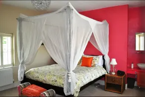 Bove Town House Apartments - Room