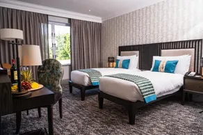 Golden Horse Hotel - Room