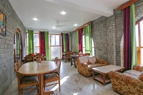 Malti Guest House - Restaurant