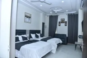 HOTEL SHIVANSH - Zimmer