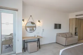 Bohemian Gardens Hotel - Room