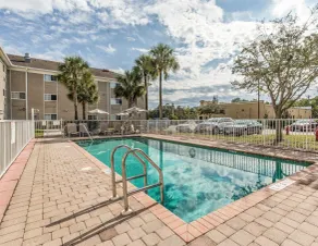 Suburban Studios Fort Myers Cape Coral - Piscine