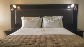 Hotel Savera - Zimmer