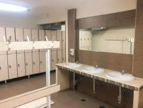 Beddy Hostels - Bathroom