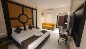 HOTEL SIMRAN INTERNATIONAL - Room