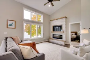 Pearl Lake Retreat w/ Dock & Stunning Views! - Interiör