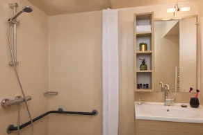 Quality Aparthotel Meaux - Badezimmer