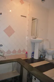 Dachi Inn - Badezimmer