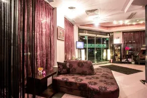 Art Plaza Hotel - Lobby