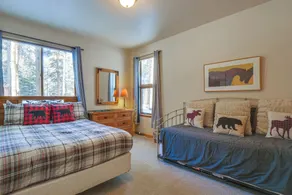 Nahe Skizugang: Haus mit Whirlpool in Breck! - Innenbereich