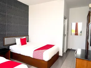 OYO 89457 682 Lodge - Quarto