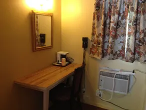 Travelowes Motel - Maggie Valley - Chambre