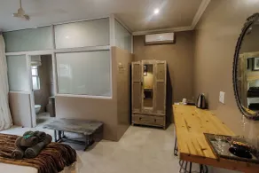 iGwalagwala Guest House - Room