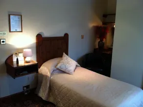The Golden Boar Inn - Habitación