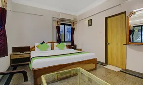 Treebo Eagle Executive - Room