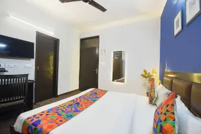 Via Saket Residency - Quarto