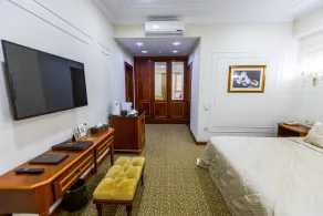 Plaza Hotel Almaty - Room