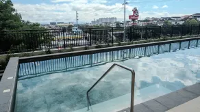 Novel Hotel Manila - Pool