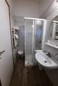 Hotel Rossi - Bathroom