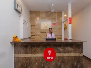 OYO 9849 Hotel Divine Residency - Reception