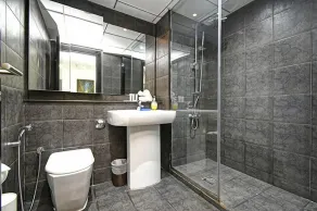Al Majara 5 by Deluxe Holiday Homes - Salle de bain