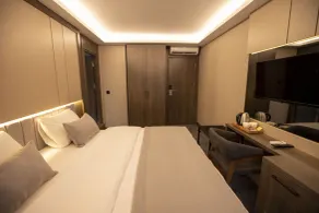THE GREEN HOTEL - Room