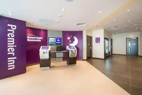 Premier Inn London Brentford - Reception