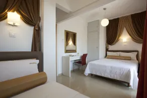 Metropolis Hotel - Chambre