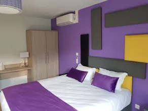 Hôtel Domaine des Pierres Dorées - Room