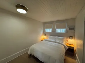 The Ours at Geneva on the Lake - Chambre