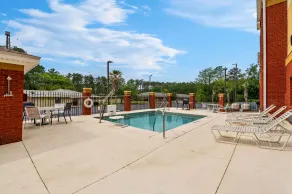Comfort Inn & Suites Chipley I-10 - Piscine