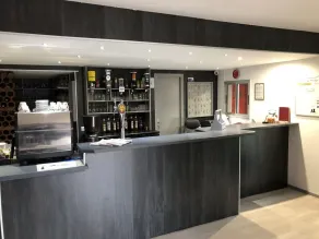 Hôtel Restaurant le Privilège - authentic by balladins - Reception