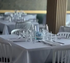 12 Oceans Hotel and Conference Centre - Restaurant