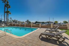Comfort Inn San Diego Airport At The Harbor - Piscine