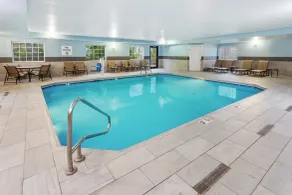 Holiday Inn Express & Suites Carmel North – Westfield by IHG - Pool