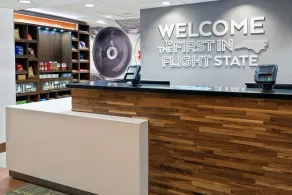 Hampton Inn & Suites Winston-Salem/University Area, NC - Réception
