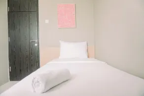 Comfort 2BR at 3rd Floor Baileys Apartment By Travelio - Værelse