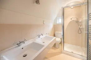The Links in Southwold - Bathroom