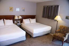 Yellowstone Holiday Motel - Chambre