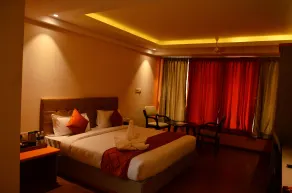Grand Signature Hotel & spa - Room
