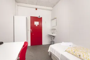 101 Guesthouse Hotel - Room