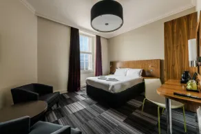 The Place Hotel - Chambre