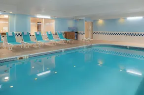 Fairfield Inn & Suites by Marriott Dayton Troy - Piscine