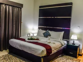 Ruru Tower Luxury Apartment - Zimmer