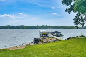 Private Dock & Hot Tub! Big Stone Lake Getaway - Interior