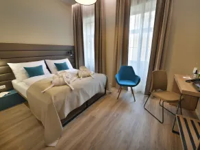 EA Hotel New Town - Room