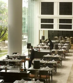 Hotel Santika Premiere Slipi Jakarta - Restaurant